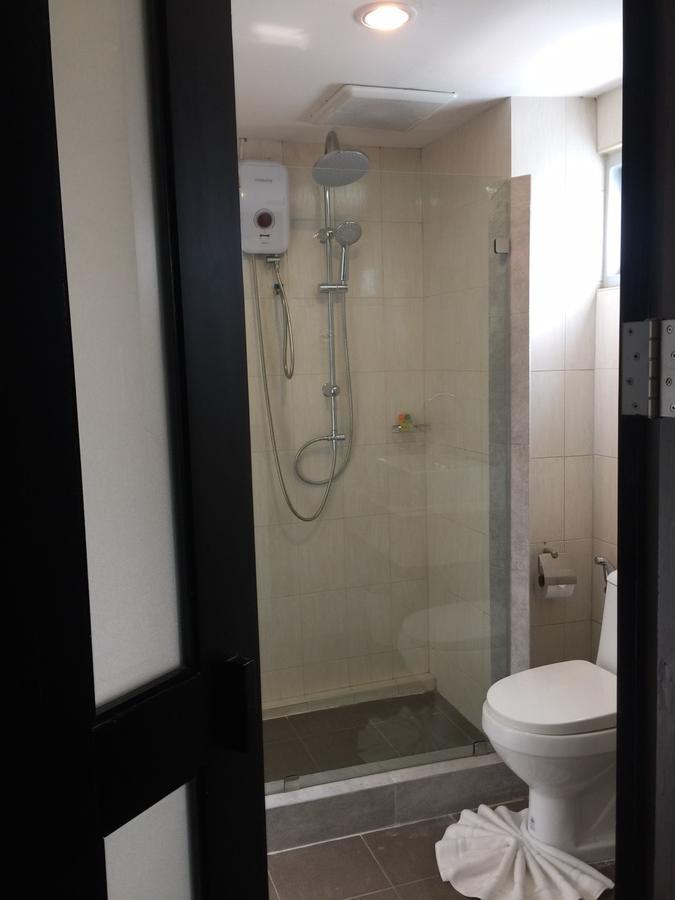 Rock Hotel Банкок Екстериор снимка