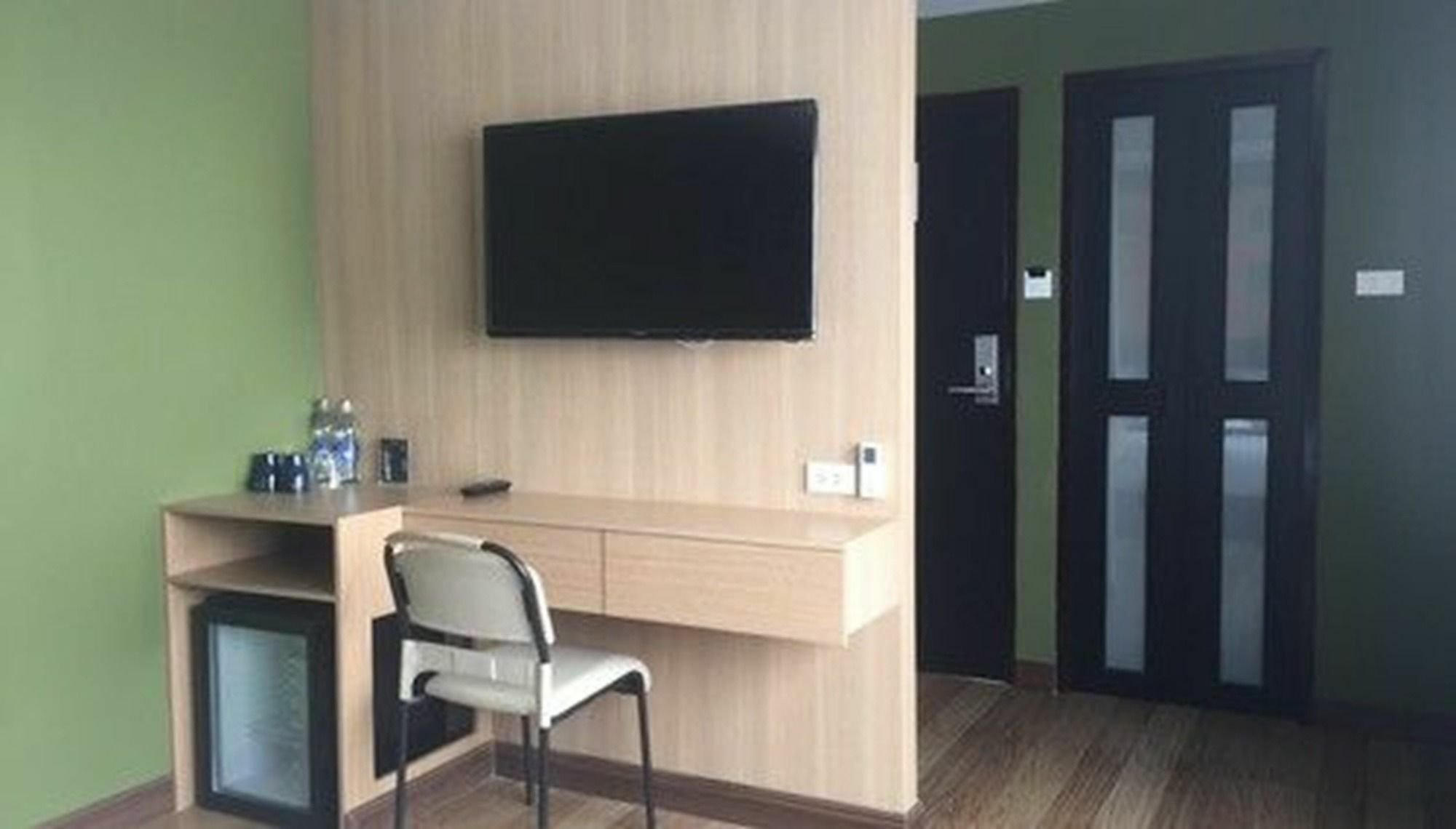 Rock Hotel Банкок Екстериор снимка